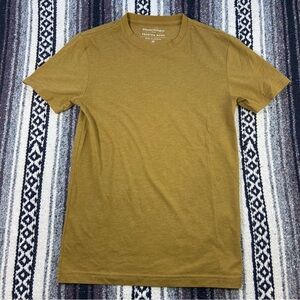 Banana Republic XS Premium Wash Men's Mustard Yellow Short Sleeve Tee T-Shirt